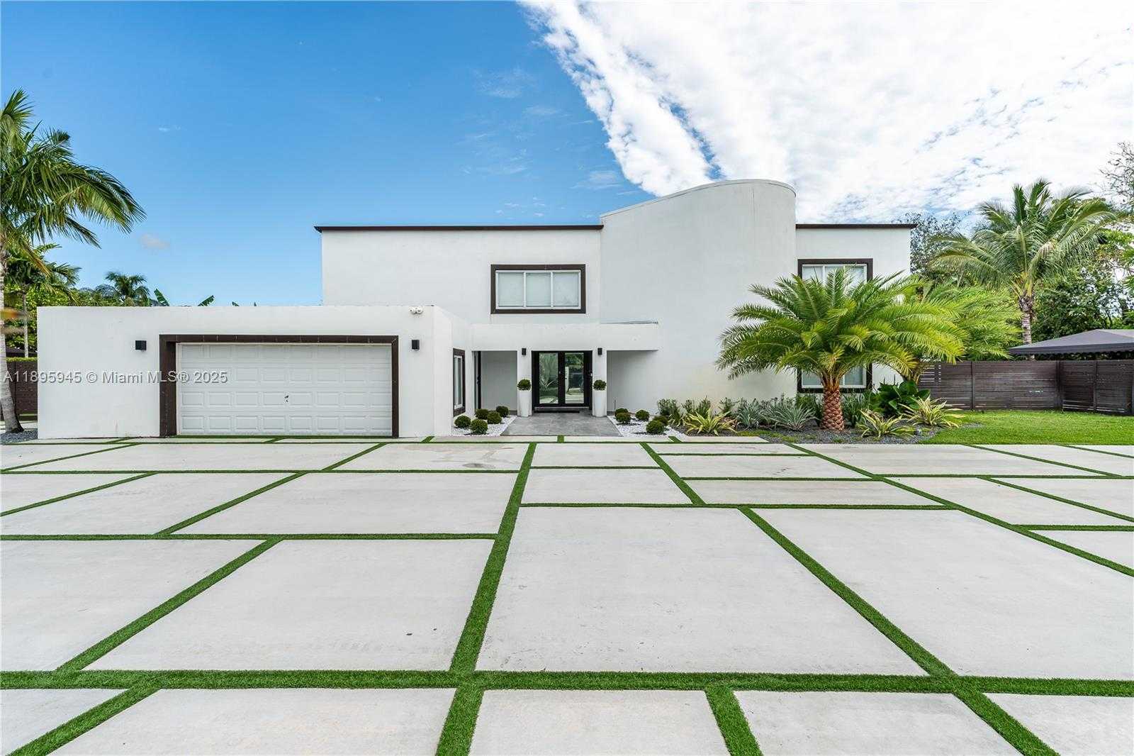 Small Image of 11531 SOUTH WEST 93RD ST, Miami Number 53