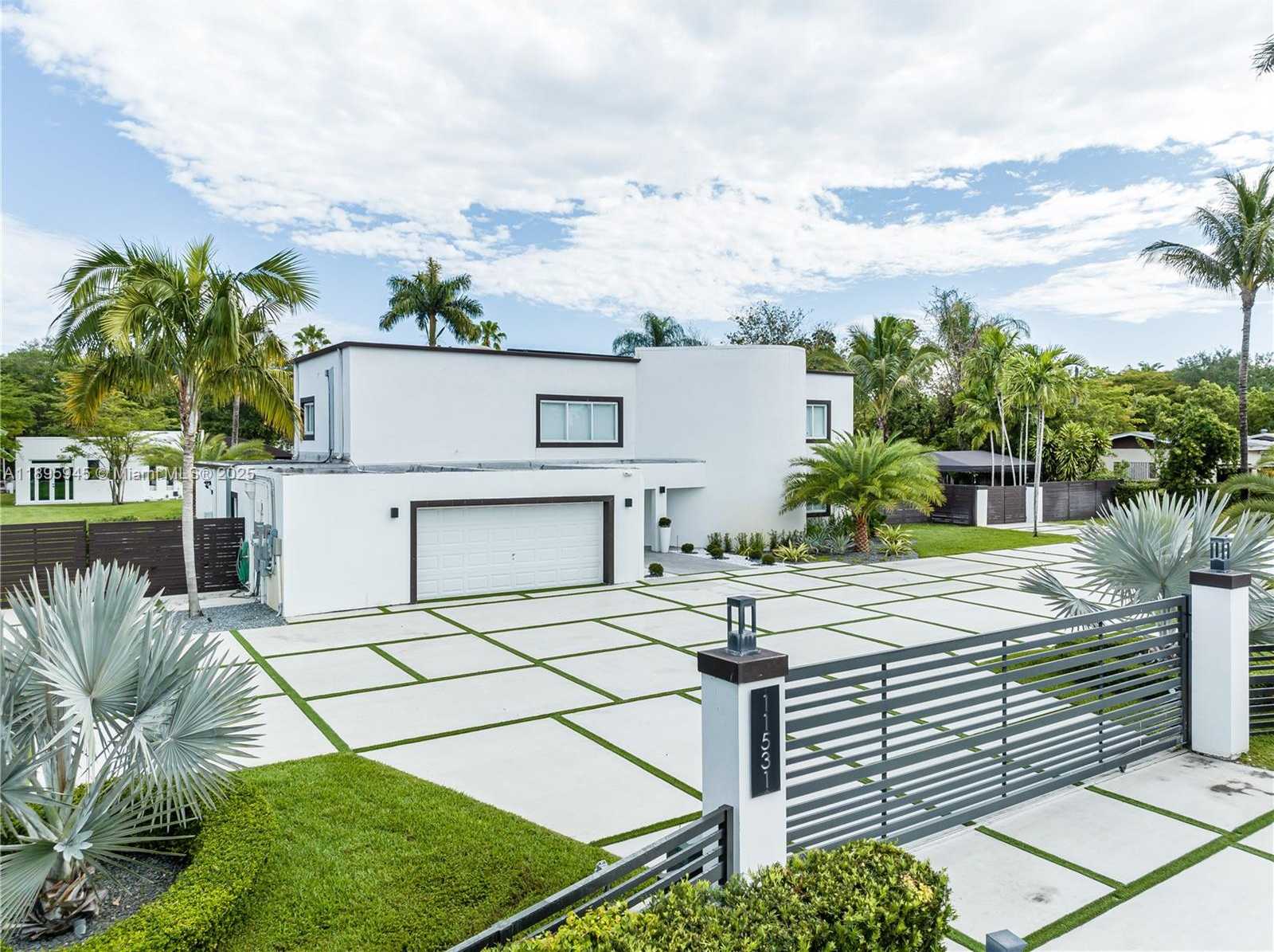 Small Image of 11531 SOUTH WEST 93RD ST, Miami Number 54