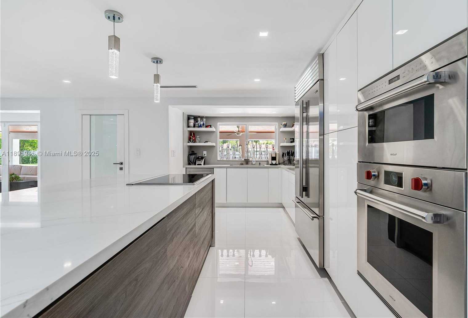 Small Image of 11531 SOUTH WEST 93RD ST, Miami Number 9
