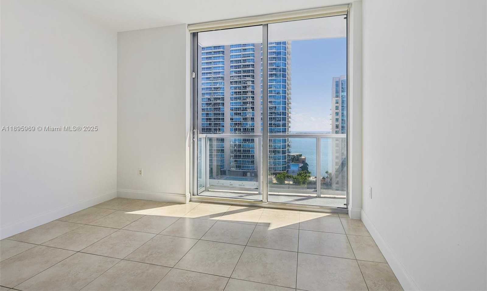 Small Image of 1060 BRICKELL AVE #2607, Miami Number 16
