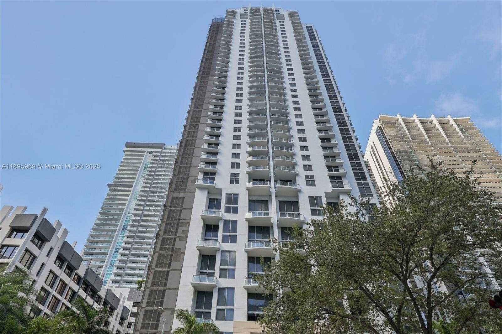 Small Image of 1060 BRICKELL AVE #2607, Miami Number 44