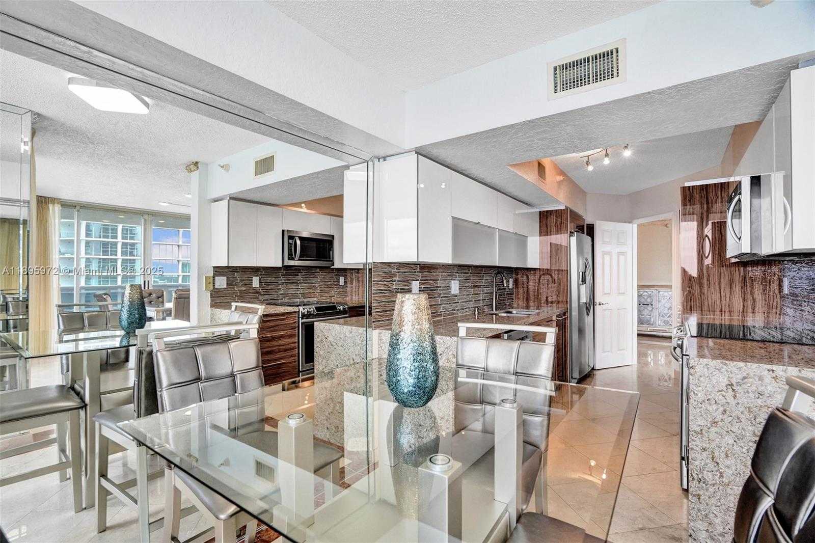 Small Image of 16711 COLLINS AVE #1208, Sunny Isles Beach Number 15