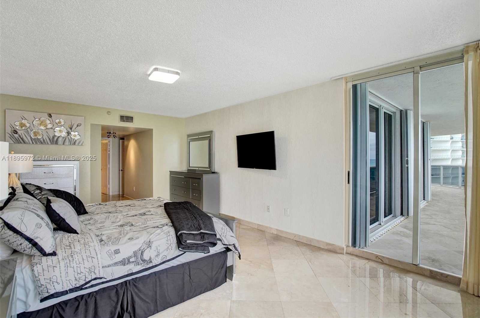 Small Image of 16711 COLLINS AVE #1208, Sunny Isles Beach Number 36