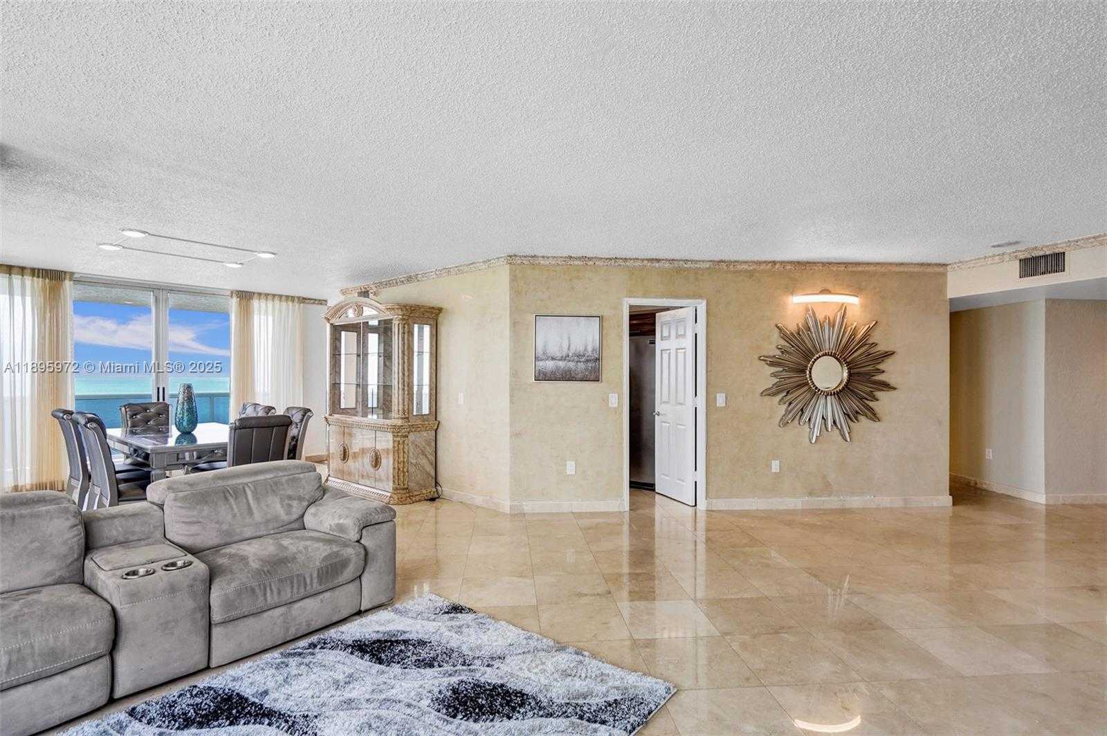 Small Image of 16711 COLLINS AVE #1208, Sunny Isles Beach Number 4