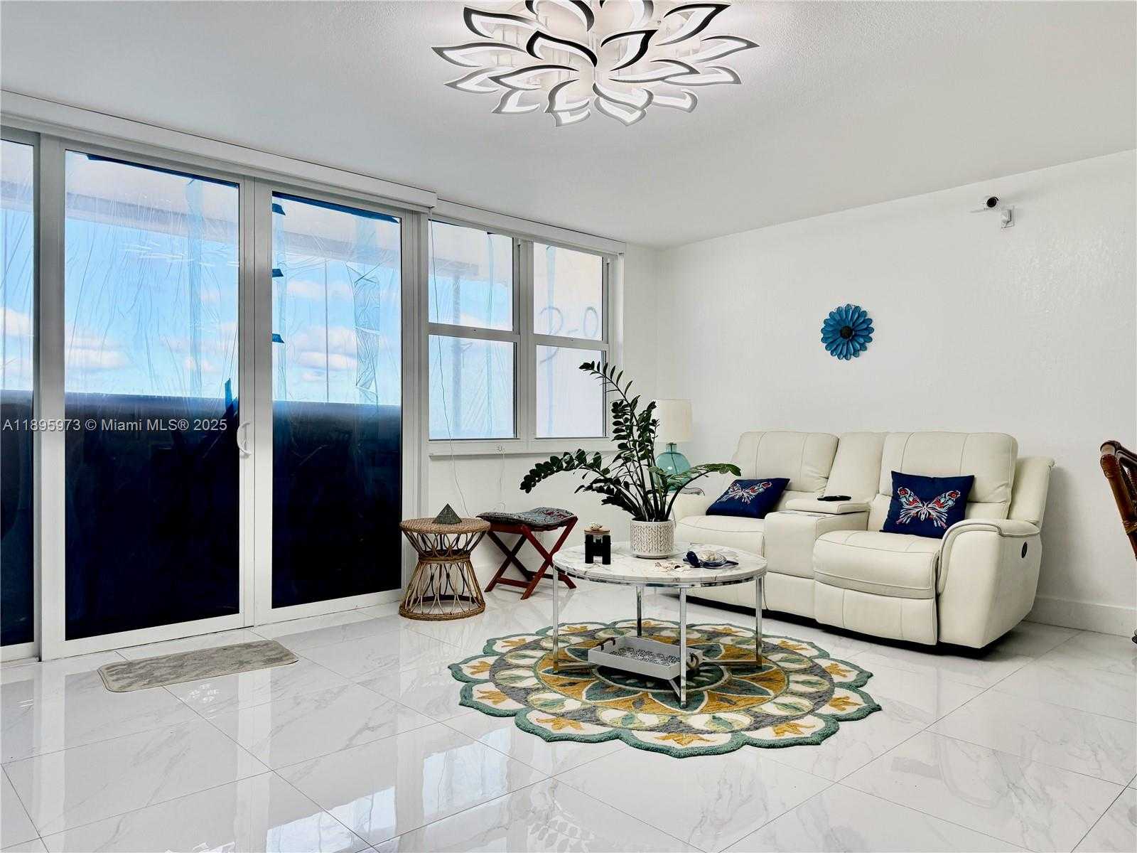 Small Image of 3180 SOUTH OCEAN DR #303, Hallandale Beach Number 2