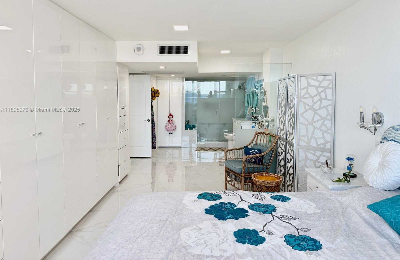 Small Image of 3180 SOUTH OCEAN DR #303, Hallandale Beach Number 32
