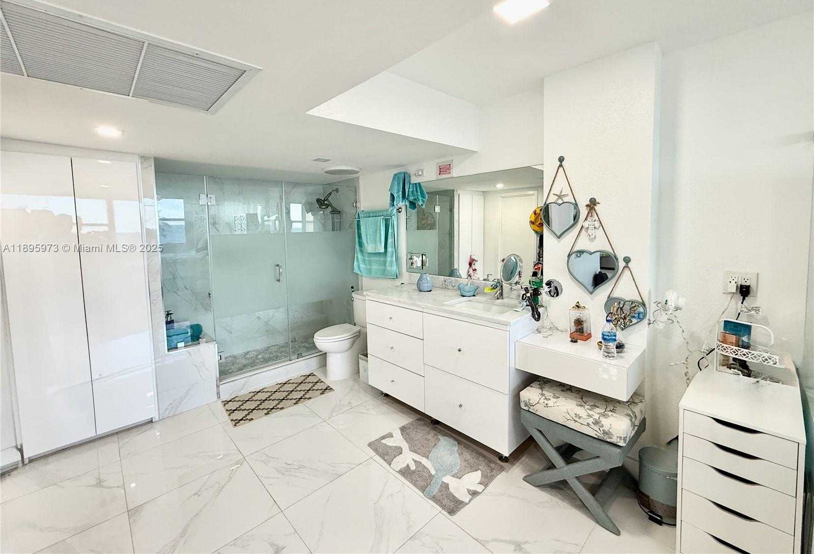 Small Image of 3180 SOUTH OCEAN DR #303, Hallandale Beach Number 35