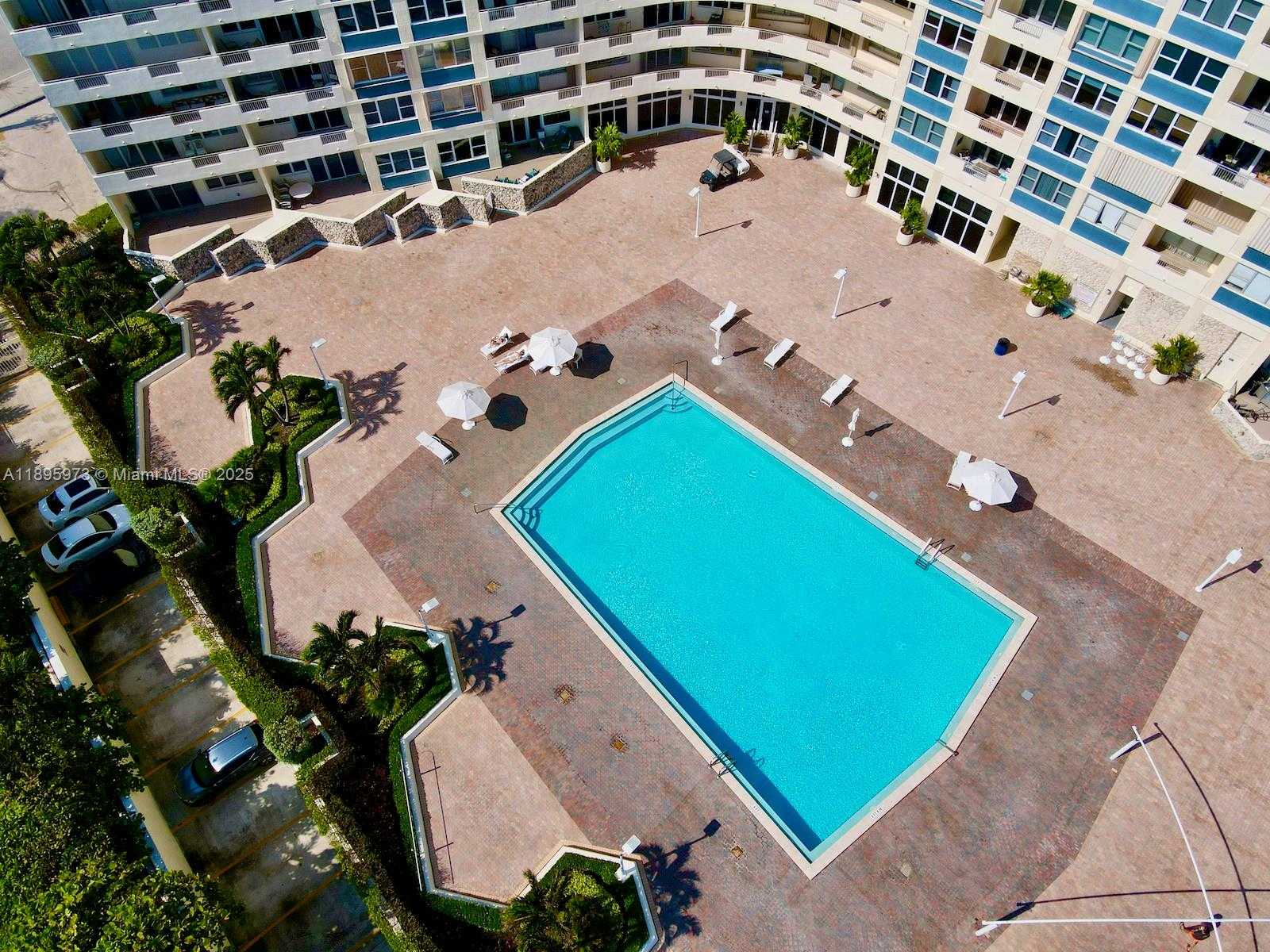 Small Image of 3180 SOUTH OCEAN DR #303, Hallandale Beach Number 43