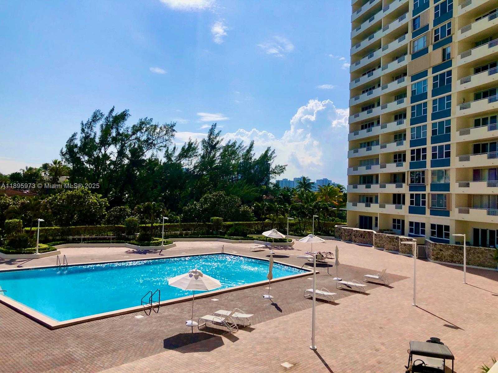 Small Image of 3180 SOUTH OCEAN DR #303, Hallandale Beach Number 48