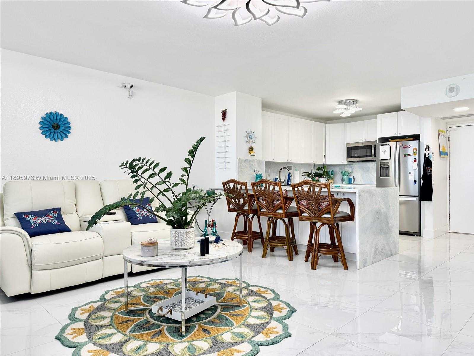 Small Image of 3180 SOUTH OCEAN DR #303, Hallandale Beach Number 5