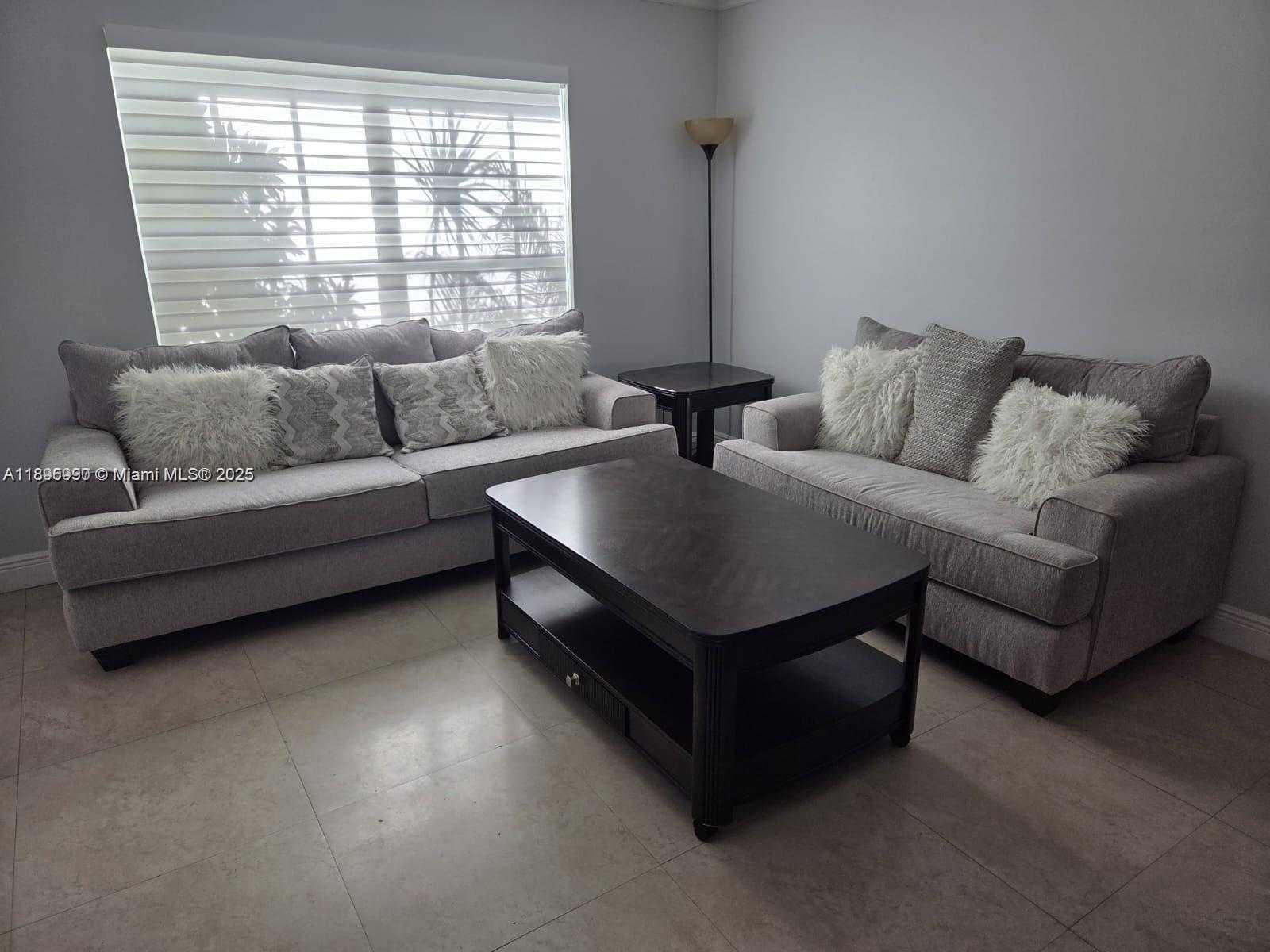 Small Image of 9982 SOUTH WEST 162ND CT, Miami Number 15