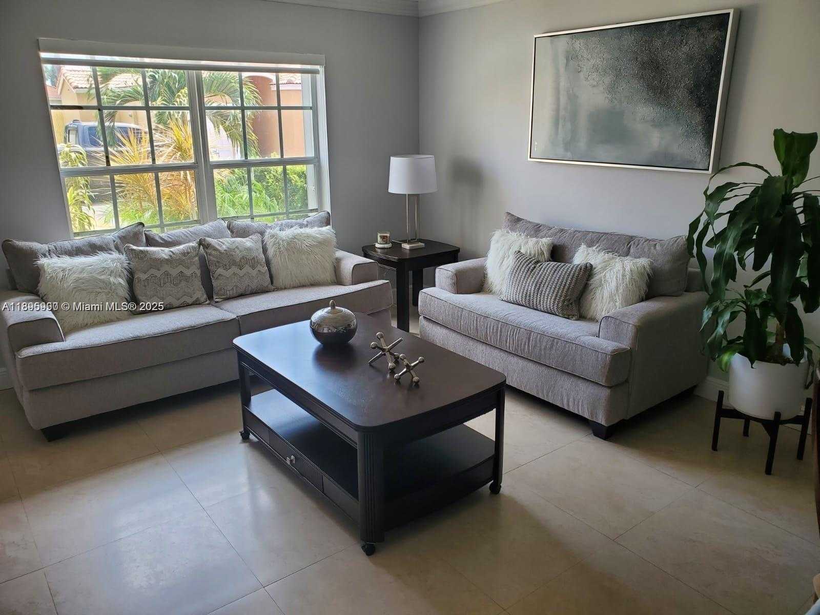 Small Image of 9982 SOUTH WEST 162ND CT, Miami Number 17