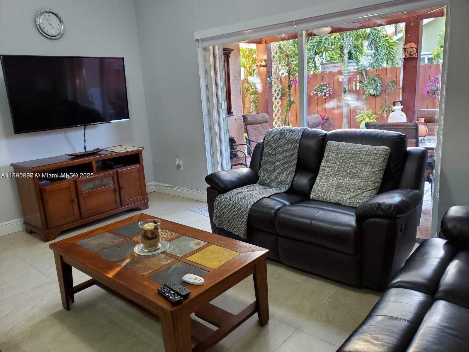 Small Image of 9982 SOUTH WEST 162ND CT, Miami Number 27