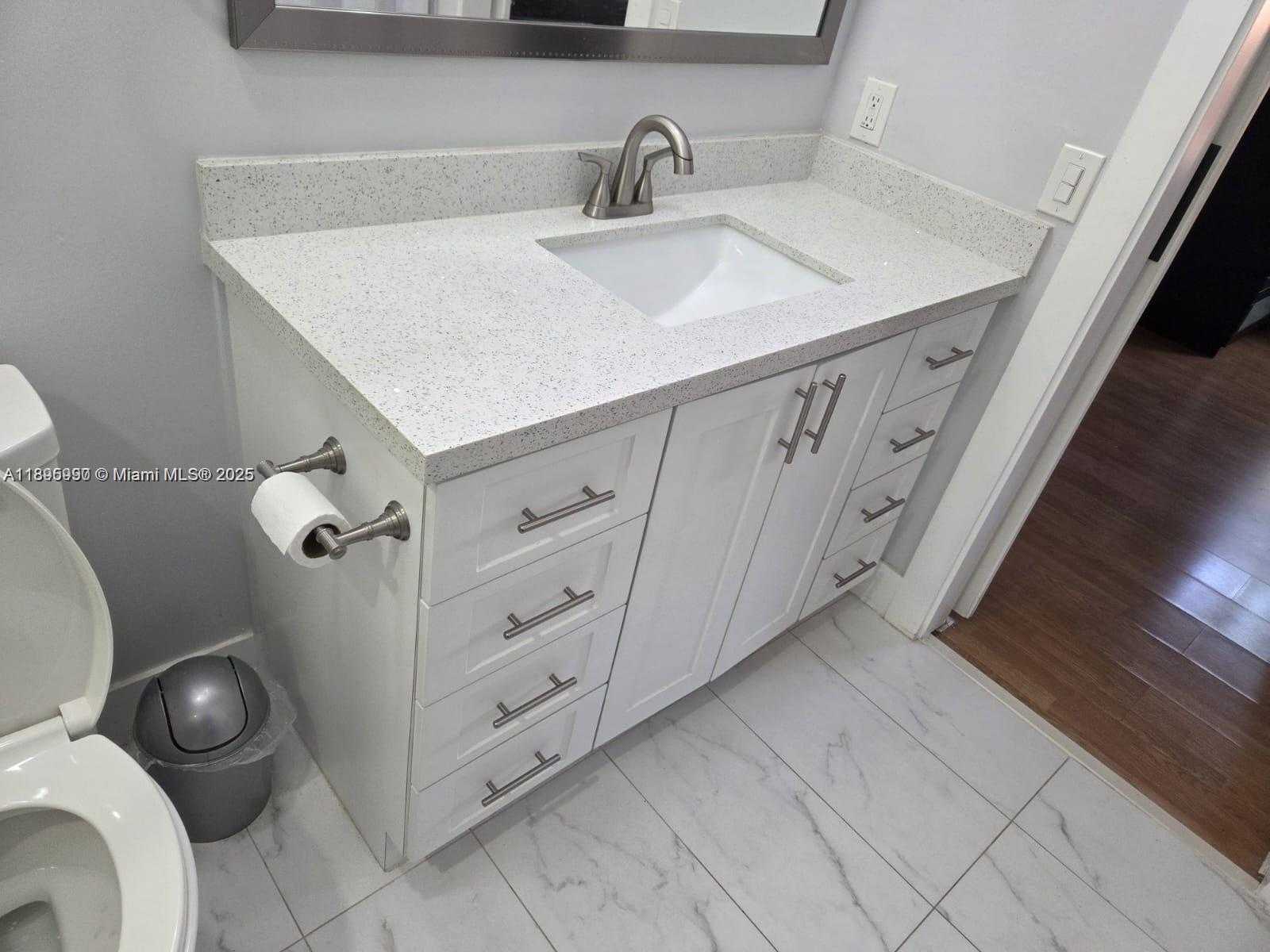 Small Image of 9982 SOUTH WEST 162ND CT, Miami Number 39