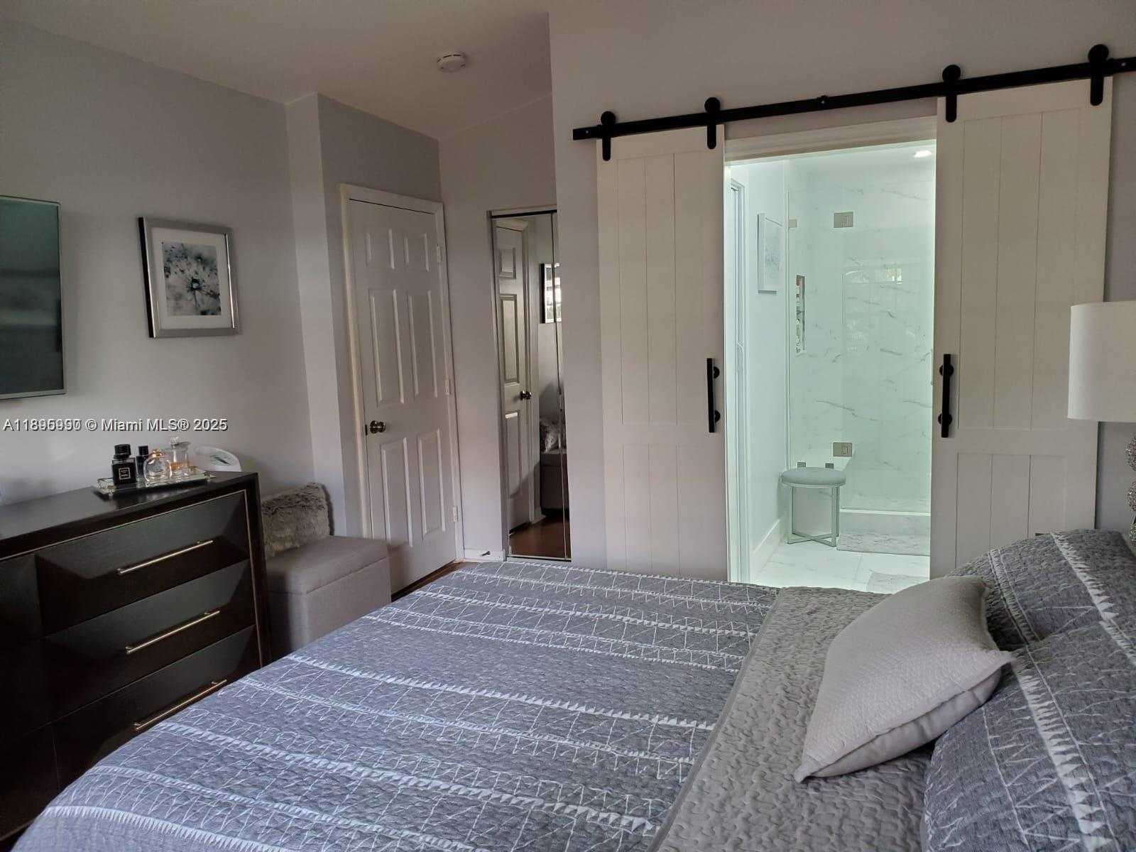 Small Image of 9982 SOUTH WEST 162ND CT, Miami Number 43