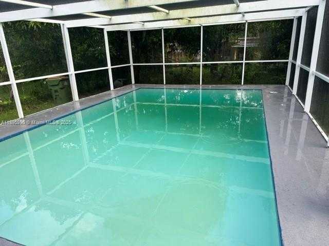 Small Image of 1410 NORTH WEST 123RD ST #1410, North Miami Number 5
