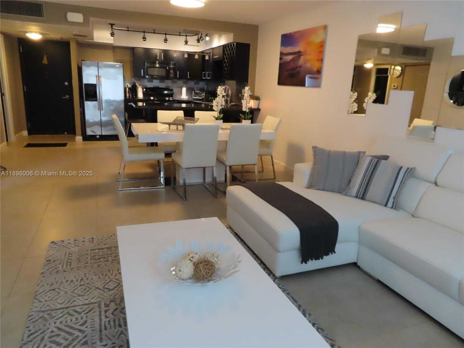 Small Image of 5701 COLLINS AVE #419, Miami Beach Number 10