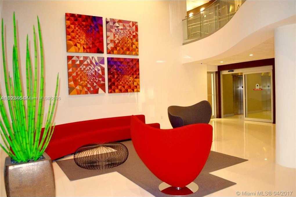 Small Image of 5701 COLLINS AVE #419, Miami Beach Number 46