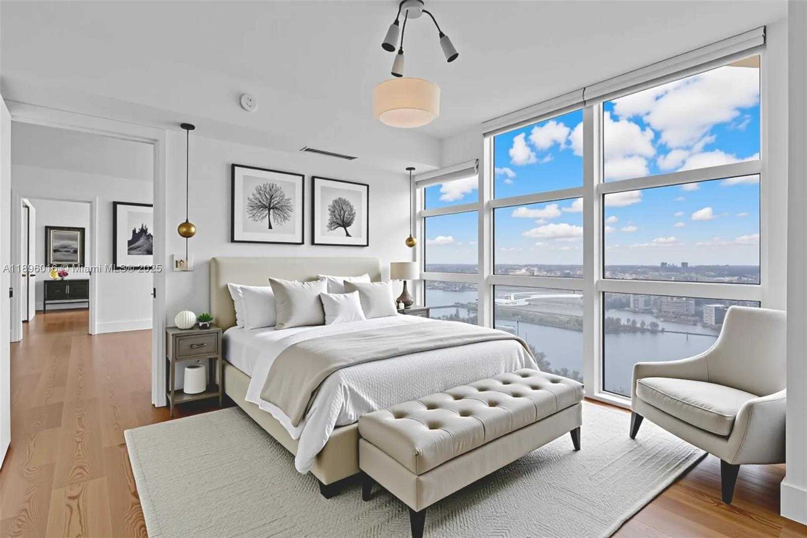 Small Image of 50 BISCAYNE BLVD #4008, Miami Number 8