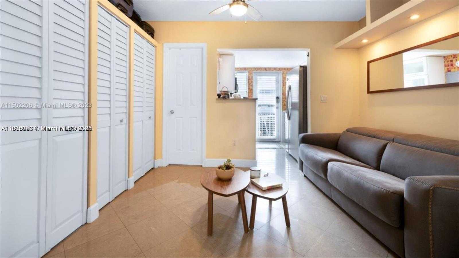 Small Image of 626 MERIDIAN AVE #5, Miami Beach Number 11