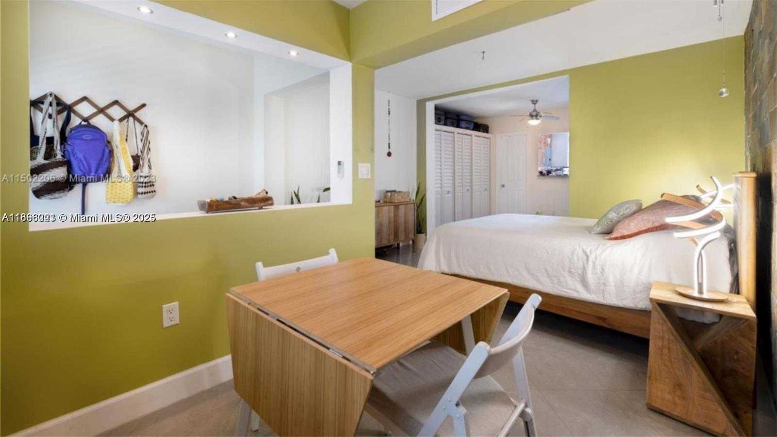 Small Image of 626 MERIDIAN AVE #5, Miami Beach Number 12