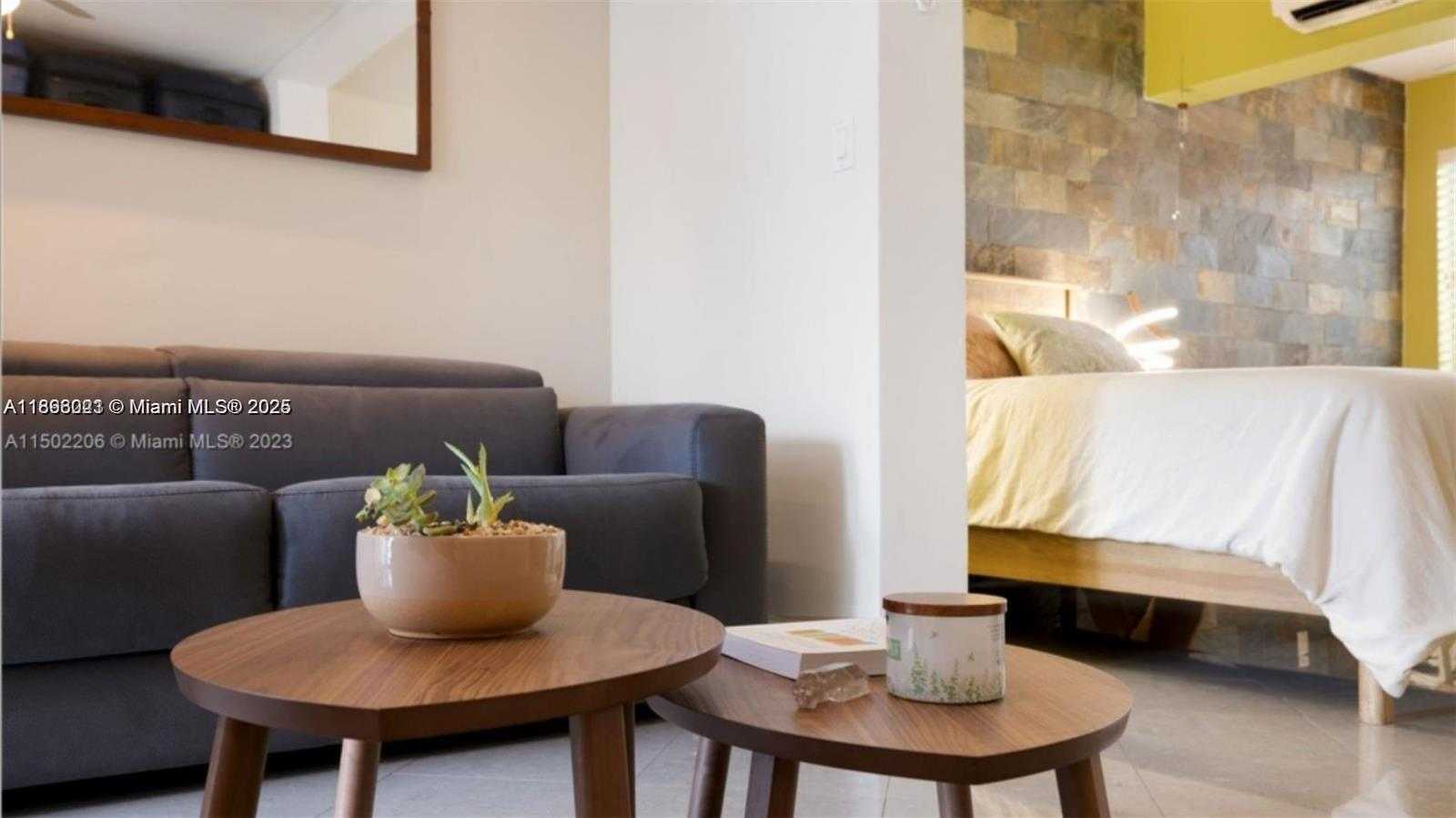 Small Image of 626 MERIDIAN AVE #5, Miami Beach Number 14