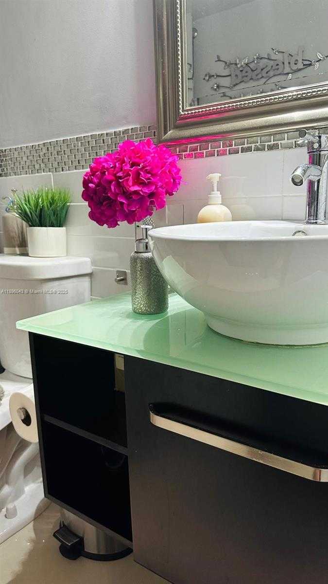 Small Image of 18880 NORTH WEST 57TH AVE #208, Hialeah Number 12