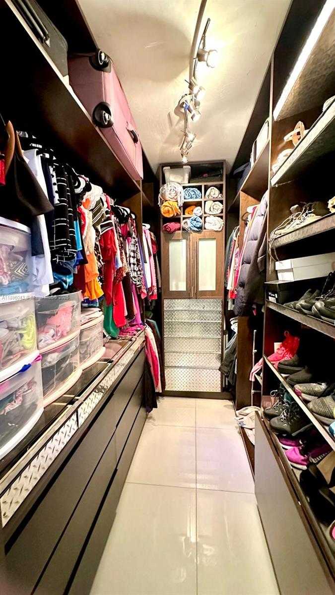 Small Image of 18880 NORTH WEST 57TH AVE #208, Hialeah Number 17