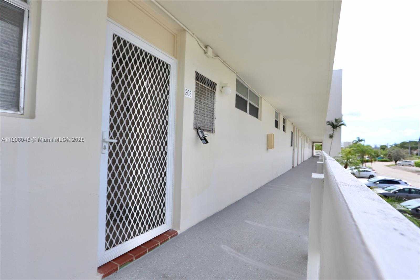 Small Image of 3020 MARCOS DR #S208, Aventura Number 23