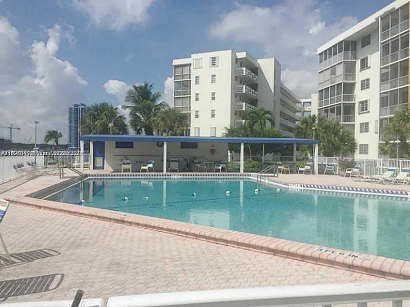 Small Image of 3020 MARCOS DR #S208, Aventura Number 39