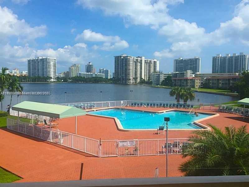 Small Image of 3020 MARCOS DR #S208, Aventura Number 41