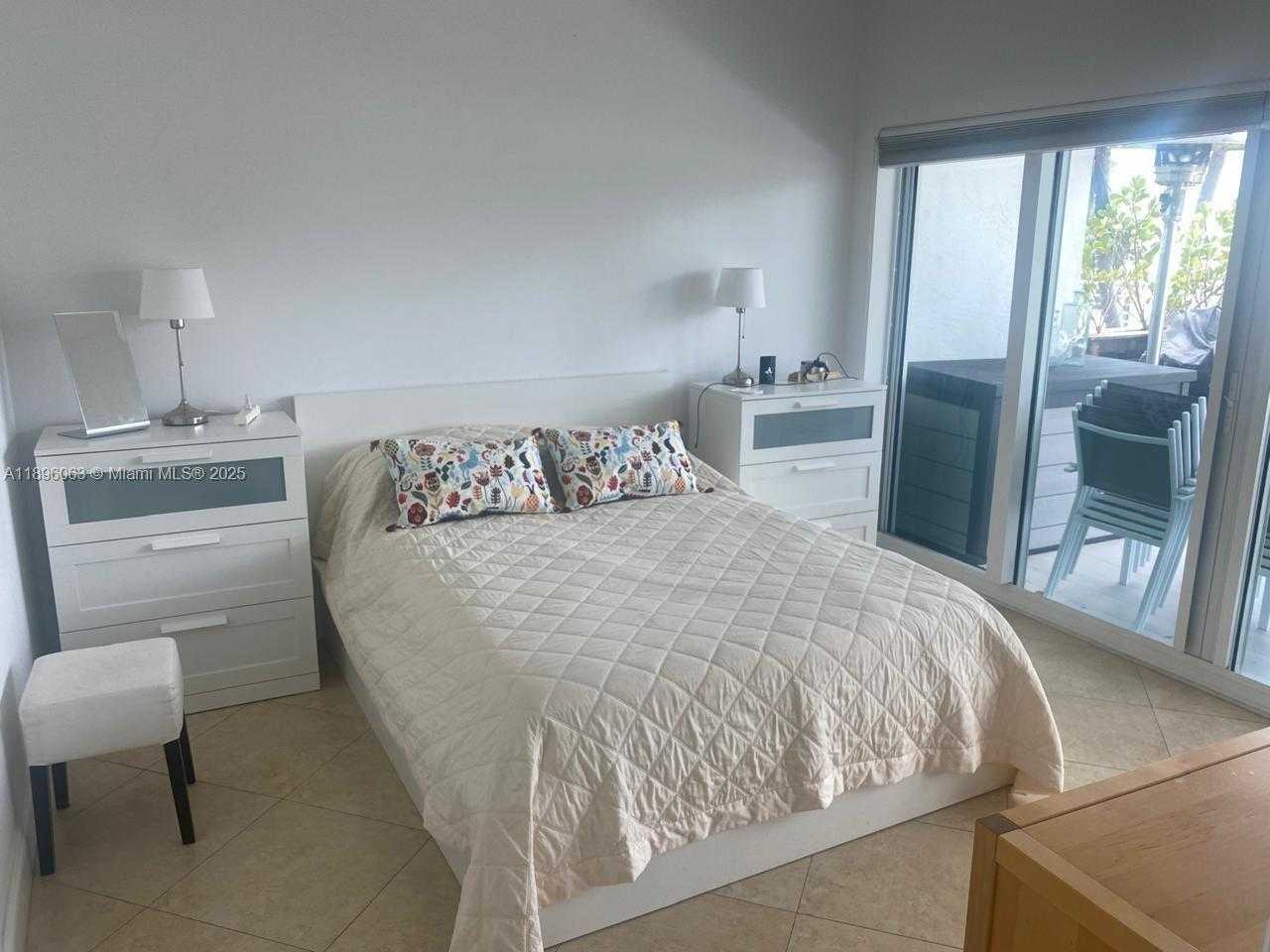 Small Image of 6580 INDIAN CREEK DR #206, Miami Beach Number 17