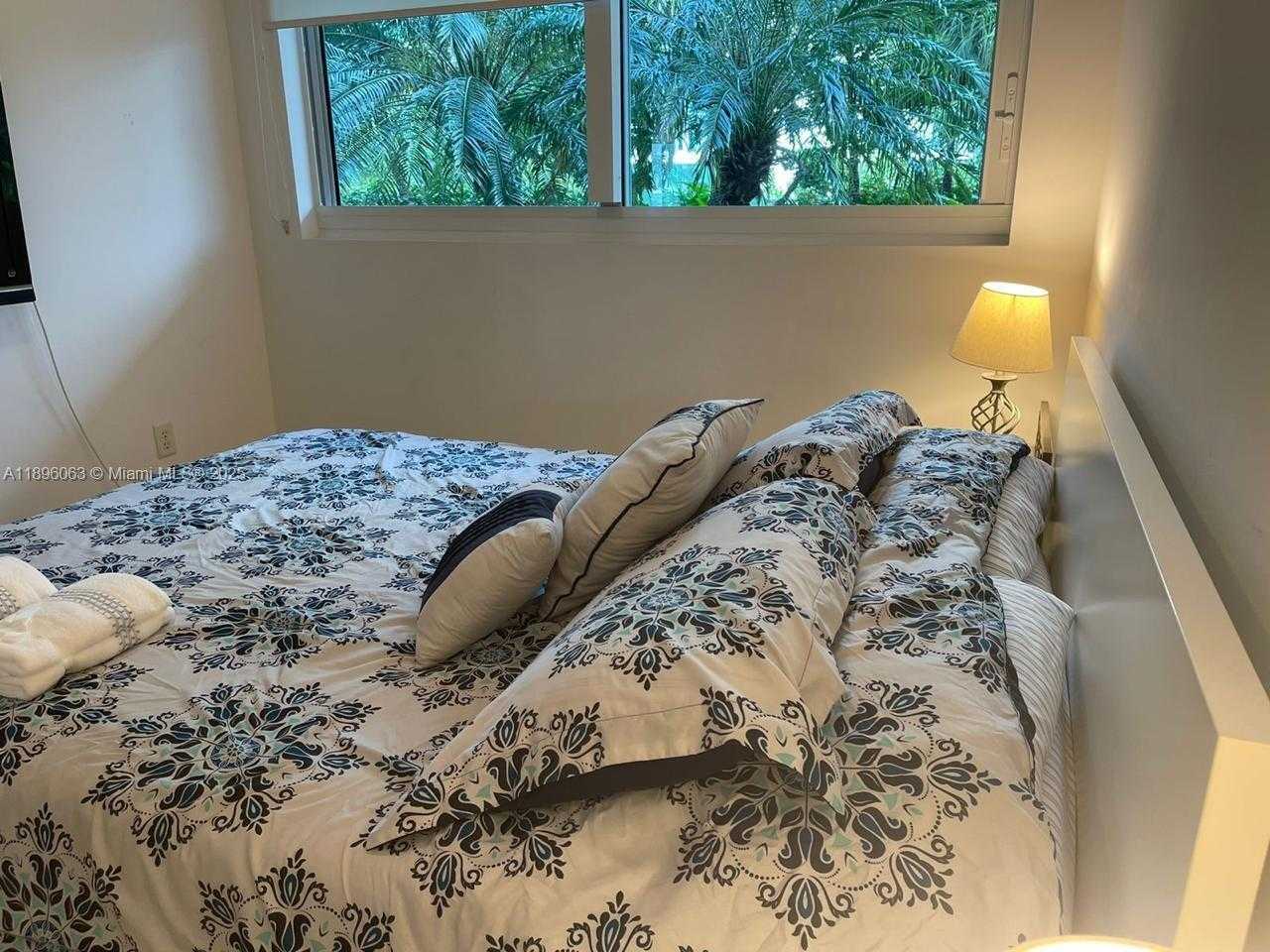 Small Image of 6580 INDIAN CREEK DR #206, Miami Beach Number 21