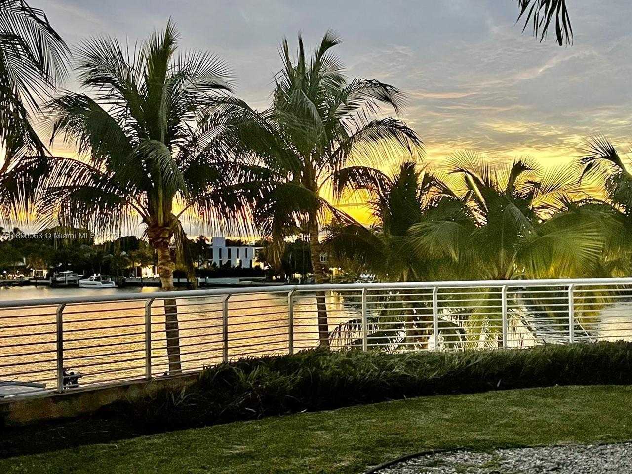 Small Image of 6580 INDIAN CREEK DR #206, Miami Beach Number 28