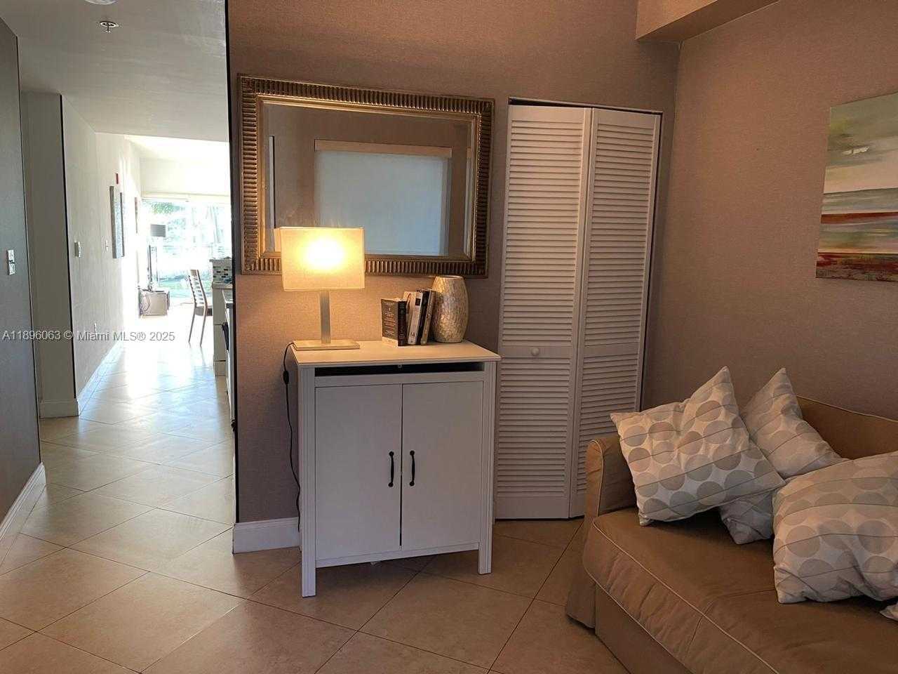 Small Image of 6580 INDIAN CREEK DR #206, Miami Beach Number 35