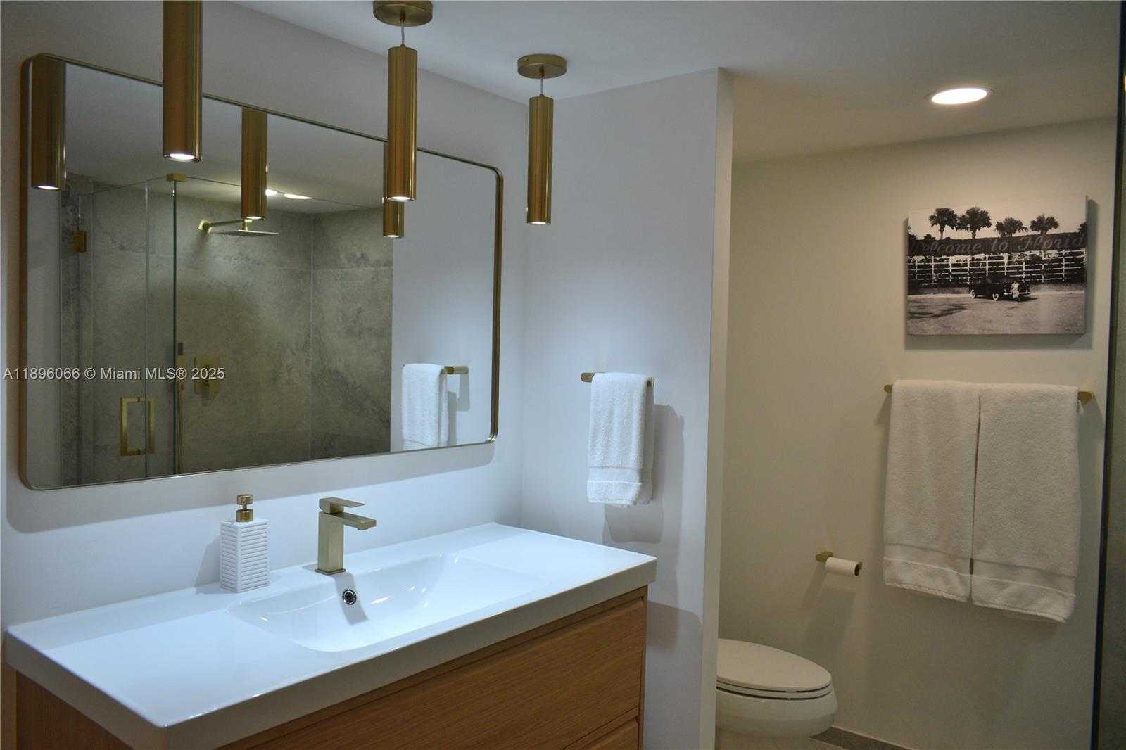 Small Image of 1865 SOUTH OCEAN DR #14N, Hallandale Beach Number 30