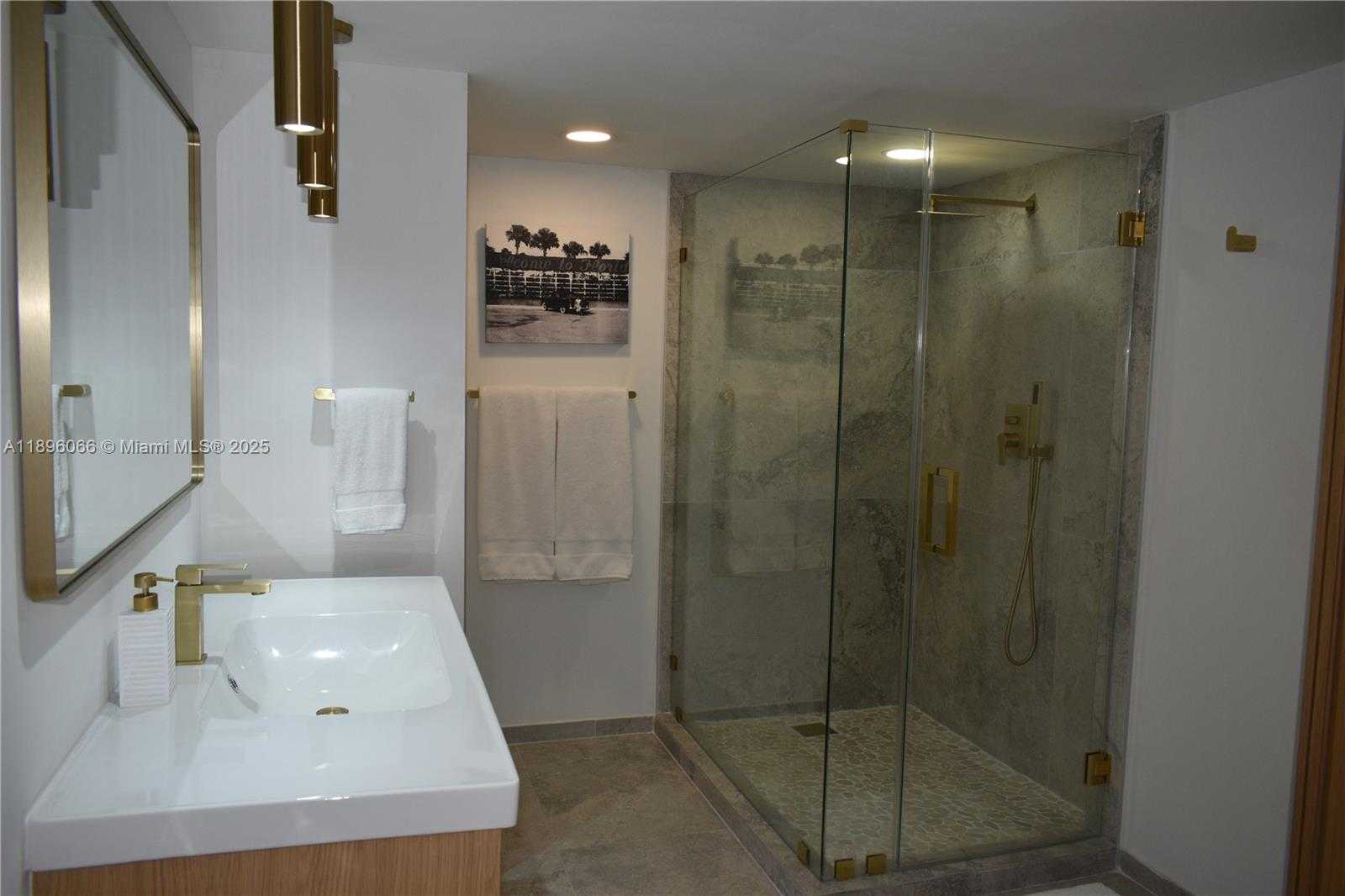 Small Image of 1865 SOUTH OCEAN DR #14N, Hallandale Beach Number 31