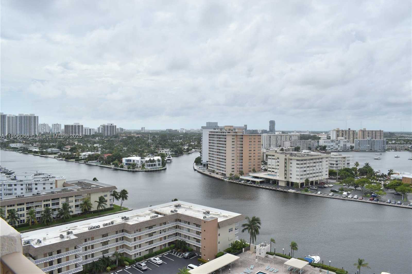 Small Image of 1865 SOUTH OCEAN DR #14N, Hallandale Beach Number 49