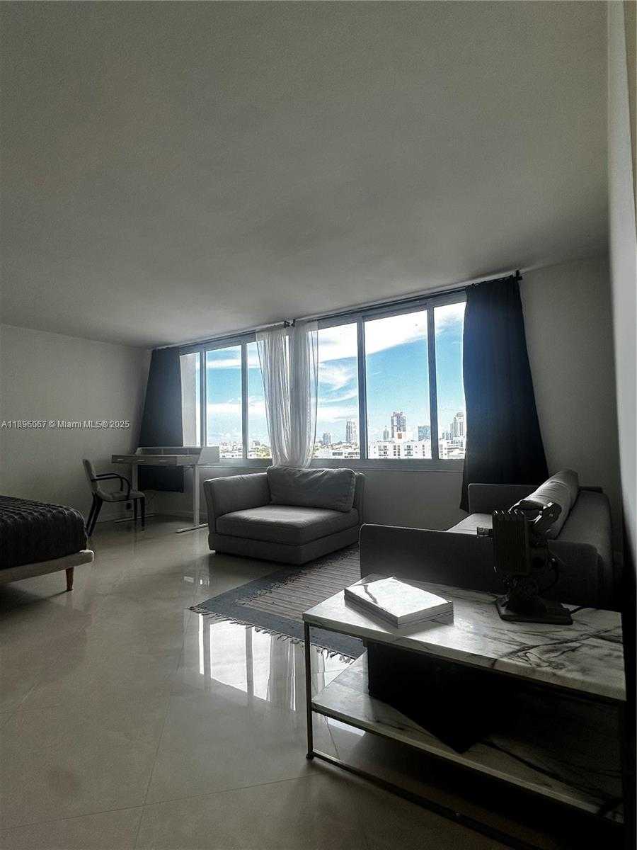 Small Image of 1200 WEST AVE #914, Miami Beach Number 16