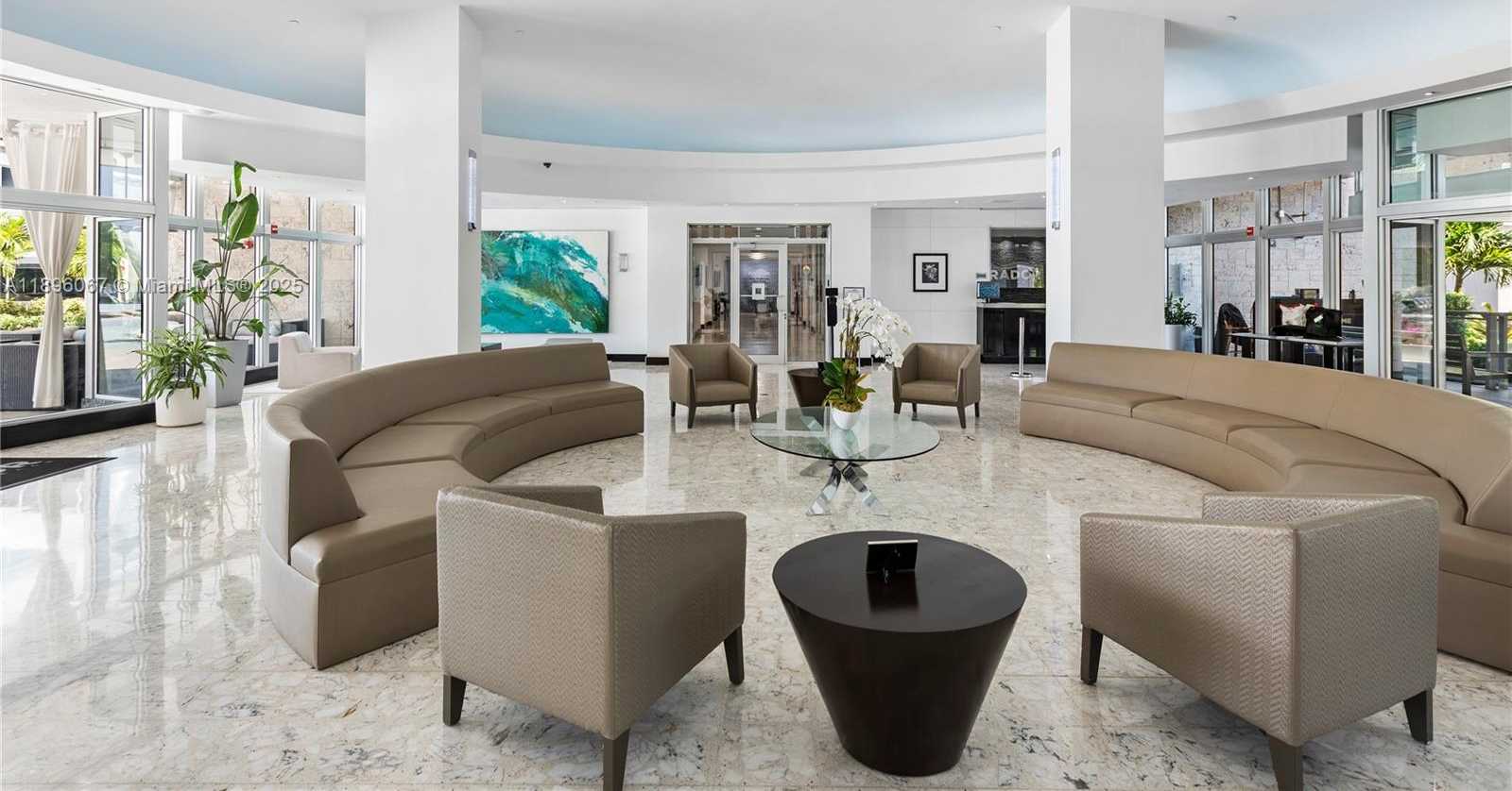 Small Image of 1200 WEST AVE #914, Miami Beach Number 38