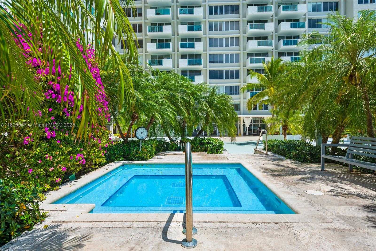 Small Image of 1200 WEST AVE #914, Miami Beach Number 5