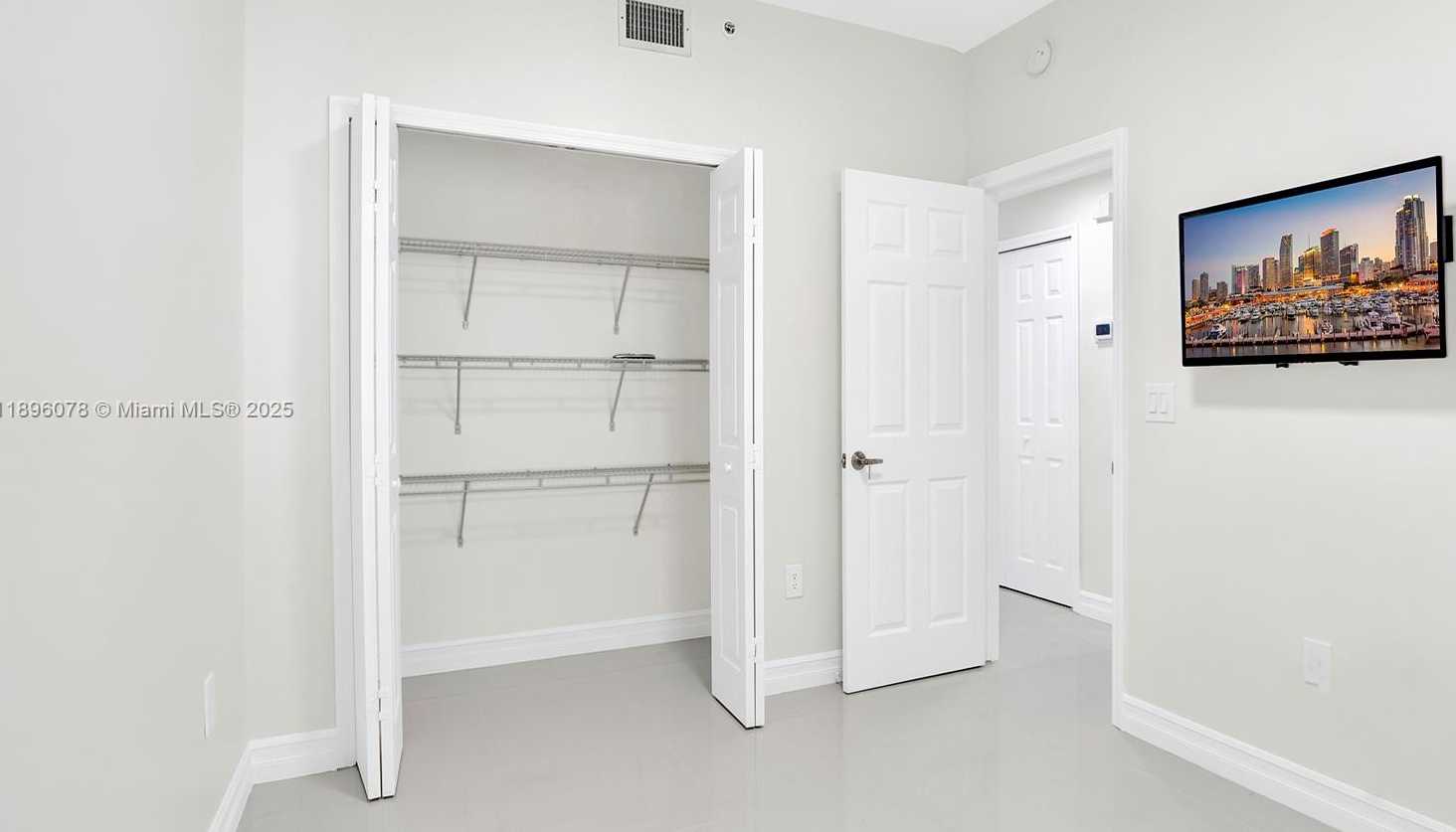 Small Image of 6420 NORTH WEST 114TH AVE #1325, Doral Number 13