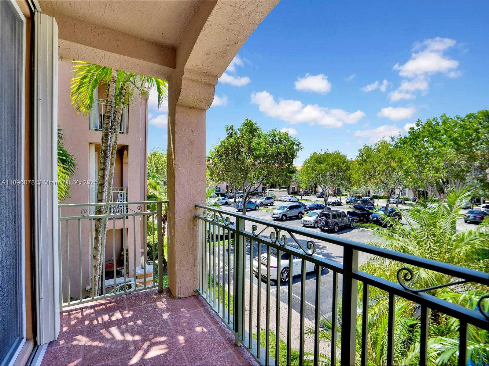 Small Image of 6420 NORTH WEST 114TH AVE #1325, Doral Number 16