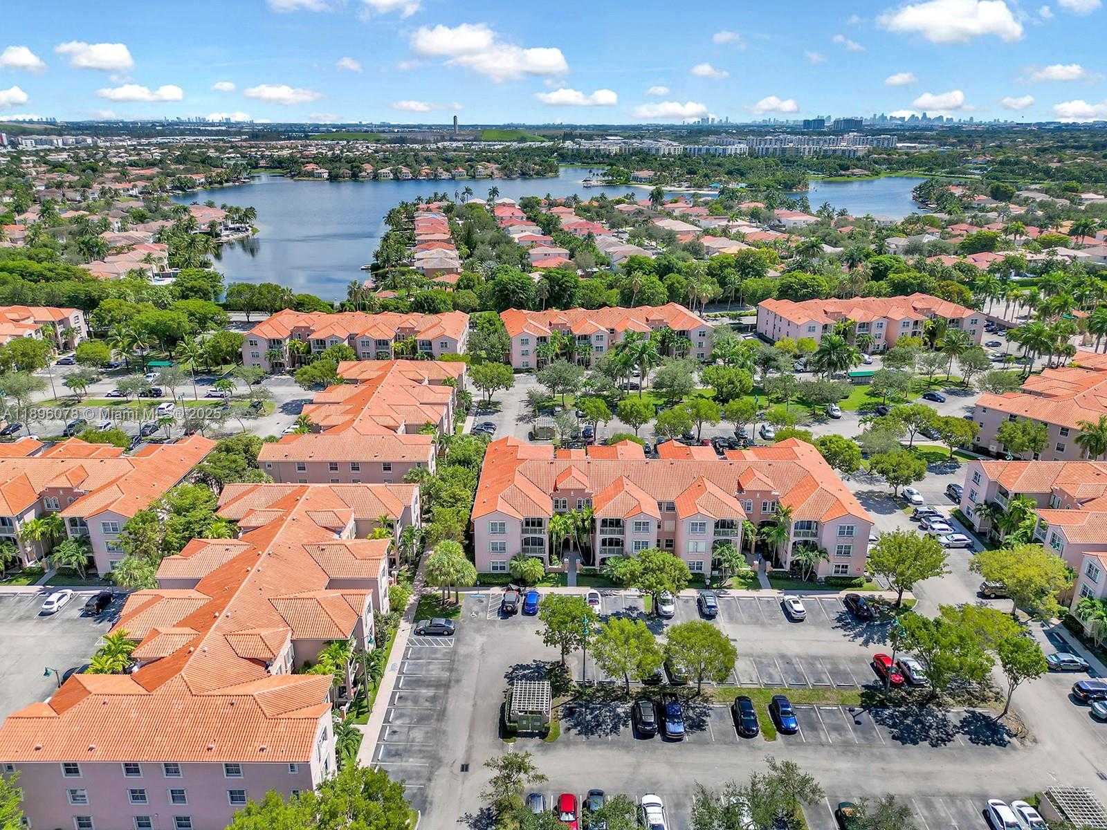 Small Image of 6420 NORTH WEST 114TH AVE #1325, Doral Number 21