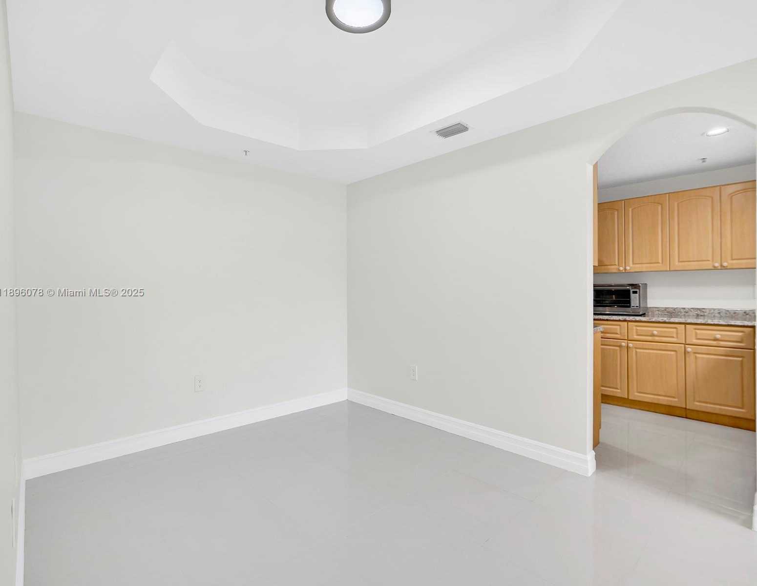 Small Image of 6420 NORTH WEST 114TH AVE #1325, Doral Number 7