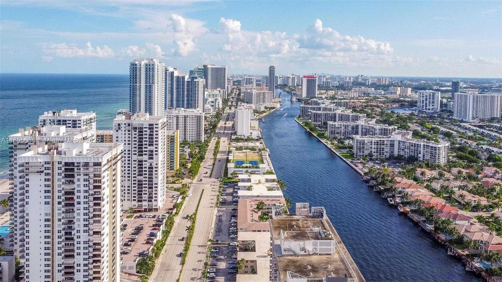 Imagen de Pequeño Objeto