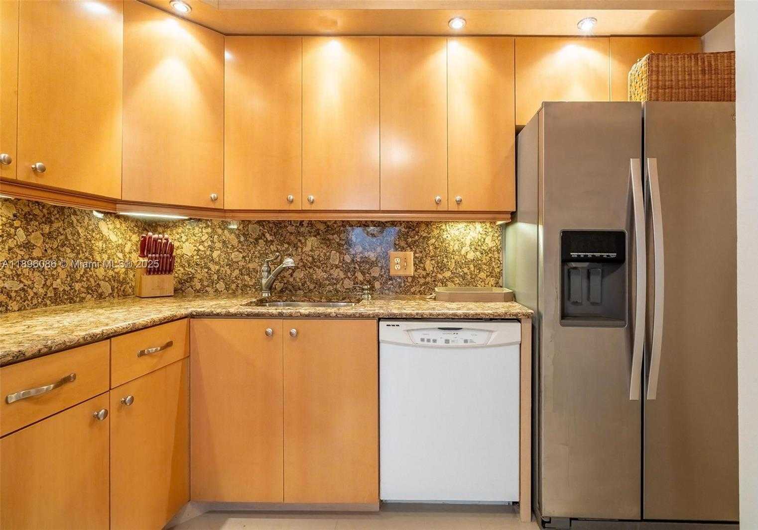 Imagen de Pequeño Objeto