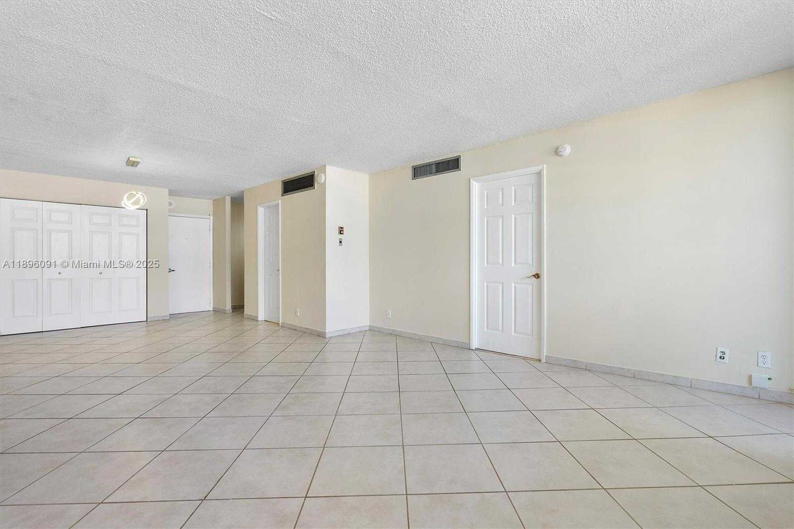 Small Image of 6770 INDIAN CREEK DR #8R, Miami Beach Number 6