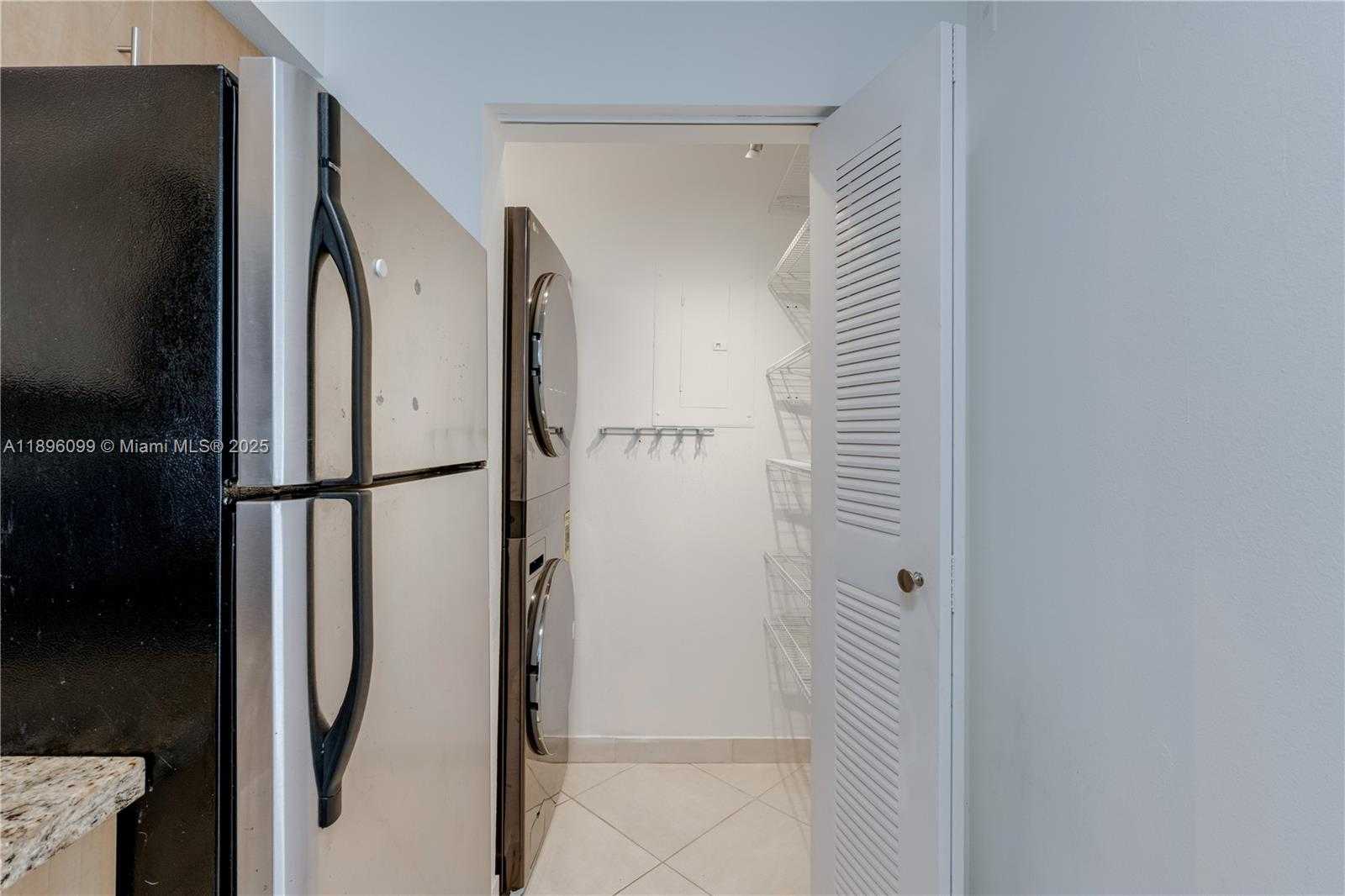 Small Image of 4350 NORTH WEST 107TH AVE #204, Doral Number 12