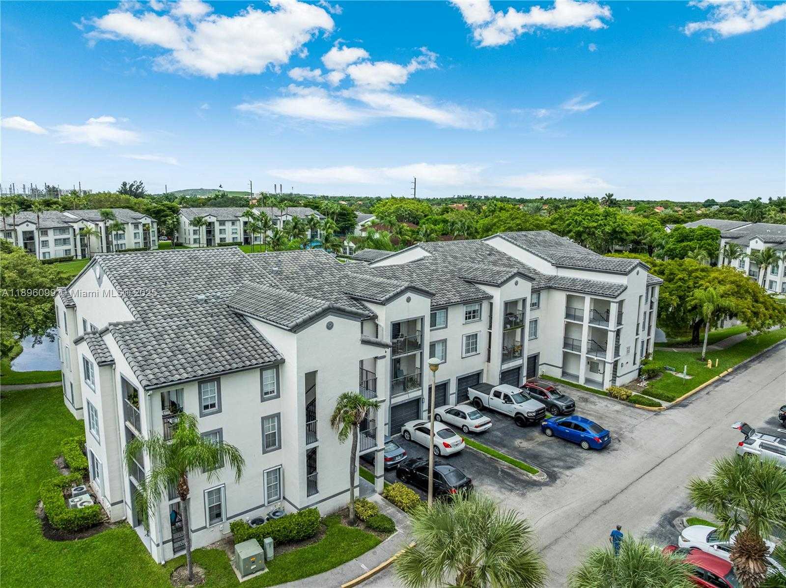 Small Image of 4350 NORTH WEST 107TH AVE #204, Doral Number 23